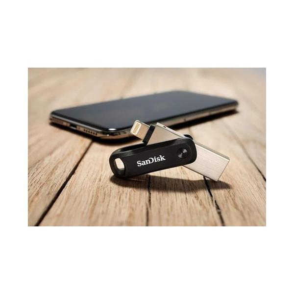 SanDisk 256GB iXpand Flash Drive Go – USB3.0 + Lightning - For iPhone and iPad - Create space on your iPhone - SDIX60N-256G-GN6NE