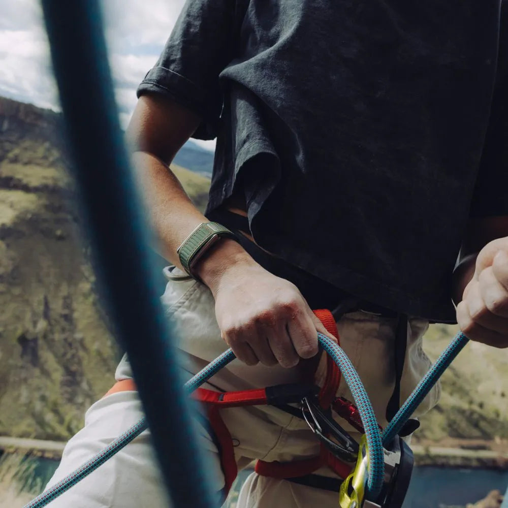WHOOP 5.0 Navigator Band | Ridgeline Grey &amp; Evergreen | Abrasion-Resistant Tactical Strap | No-Slip Foldover Clasp